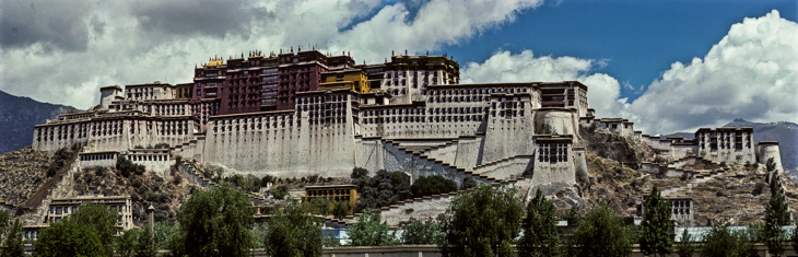 Der Potala in Lhasa, ehemalige Residenz des Dalai Lama