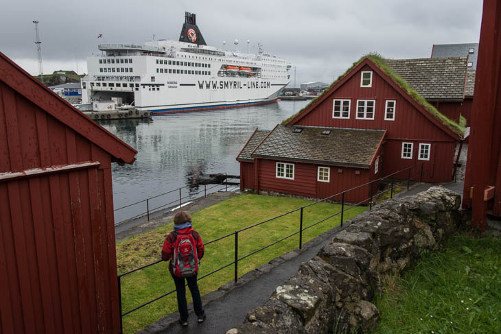Unser Fährschiff in Torshavn, der Hauptstadt der Faröerinseln